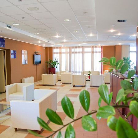 Tulip Inn Turin South Монкальери Экстерьер фото
