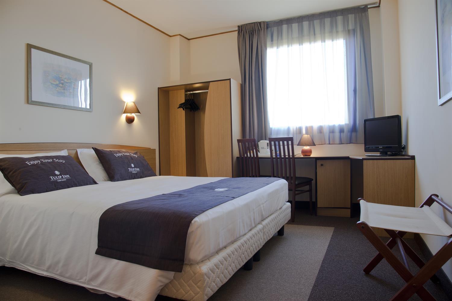 Tulip Inn Turin South Монкальери Экстерьер фото