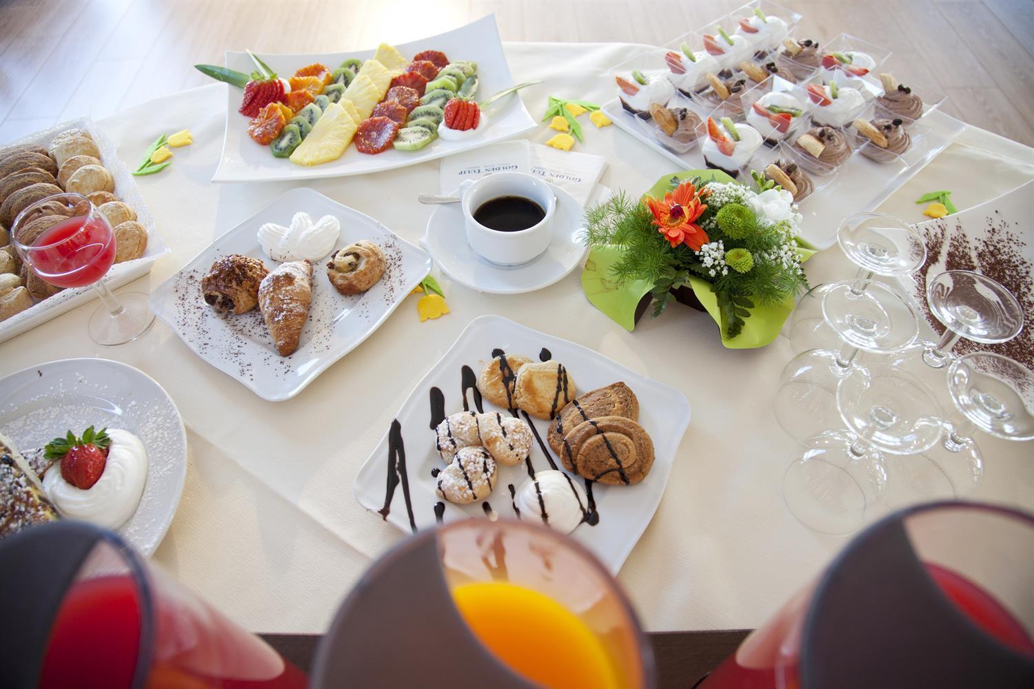 Tulip Inn Turin South Монкальери Экстерьер фото